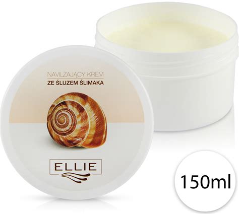 Kolekcia rôznych kozmetických produktov so slimačím slizom