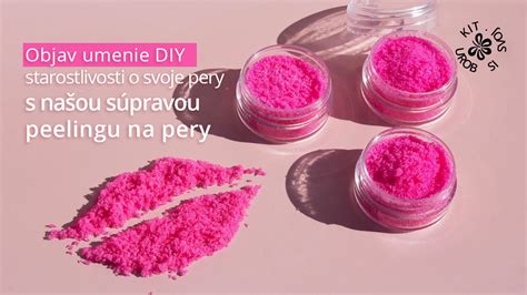 Ilustrácia zrniečok peelingu na prstoch