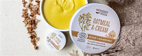 infografika zobrazujúca benefity koloidných ovsených vločiek pre pokožku