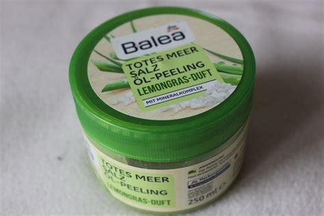 obrázek tělového peelingu Balea s olejem a solí z Mrtvého moře
