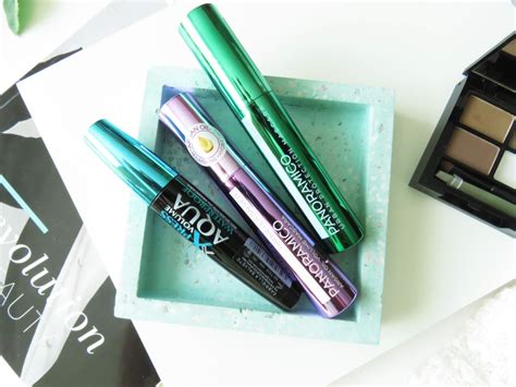 detailná fotografia riasenky Magnum s aplikátorom