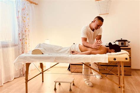 Demonštrácia techniky tlakovej masáže jaziev