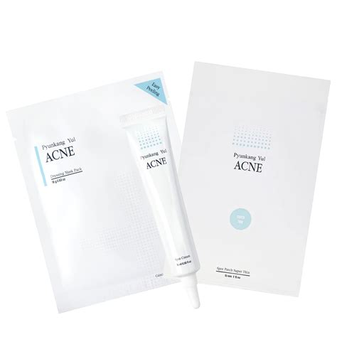 Dávkovač s krémovou maskou na pleť