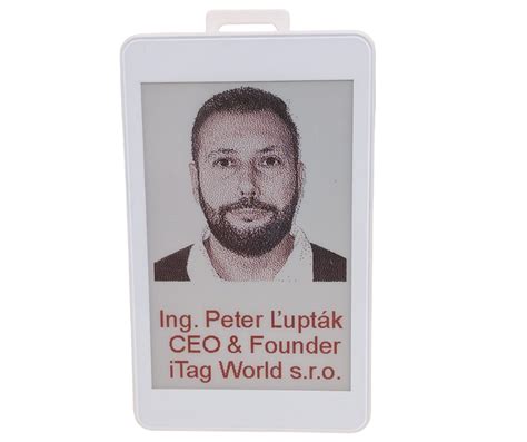 Galéria produktov AVON s rôznymi radmi a SPF faktormi