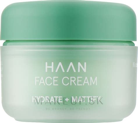 Schéma znázorňujúca účinky krému na mastnú pleť: redukcia mazu, sťahovanie pórov, upokojenie.