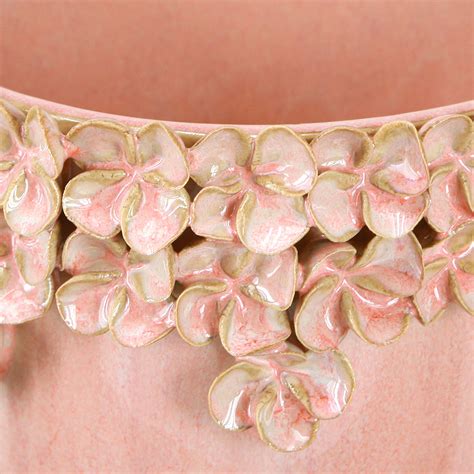 Fotografia interiéru kliniky Frais s kvetinovou výzdobou