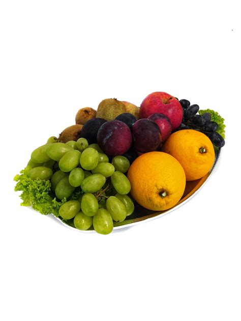 misa plná rôzneho bobuľového ovocia