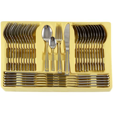 Ilustračná fotografia ružového krému v luxusnom balení Lancôme