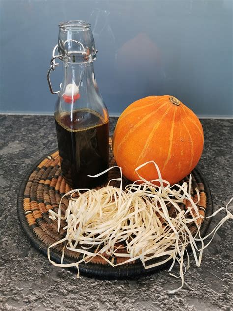 Fľaša s tekvicovým olejom.