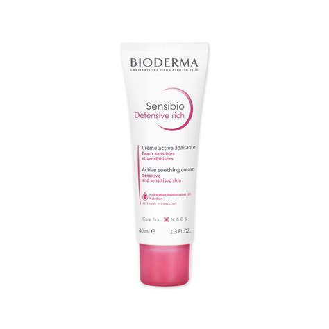 ilustračná fotografia lekárne s produktmi Bioderma