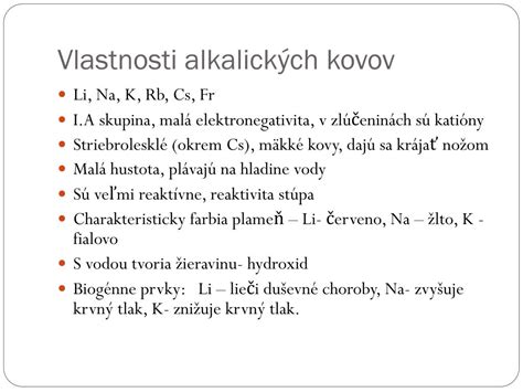 Ilustrácia znázorňujúca chemickú reakciu kovov v šperku s pokožkou
