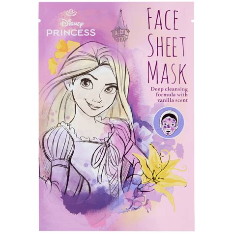 Koláž zobrazujúca rôzne aplikácie bieleho jogurtu: pleťová maska, starostlivosť o vlasy, domáce farbičky