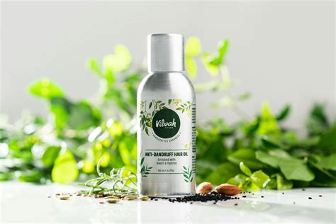 Ilustrácia znázorňujúca svrbiacu pokožku hlavy