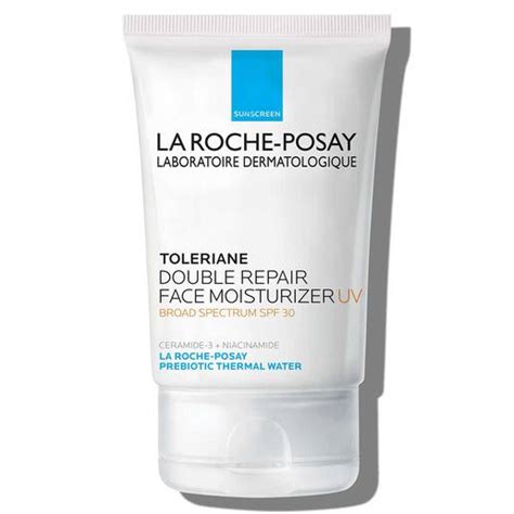 Detail fľaštičky termálnej vody La Roche-Posay s vyznačeným obsahom selénu a minerálov