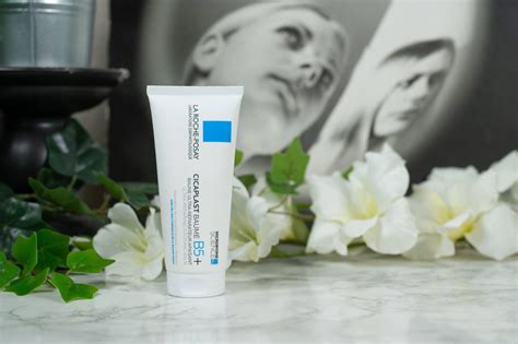 fotografia produktového radu La Roche-Posay v dermokozmetickom prostredí