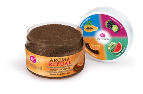 Produktové foto Dermacol Aroma Ritual harmonizujúci telový peeling belgická čokoláda