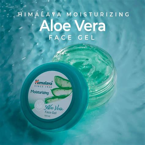 Infografika: Kľúčové zložky Himalaya Intenzívneho hydratačného krému (Aloe Vera, Zimná čerešňa, Pšeničné klíčky, Mandle) a ich účinky