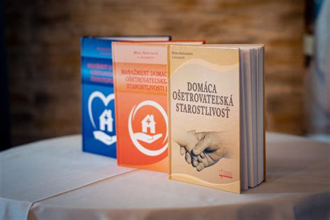 fotografia: ukážka domácej starostlivosti o podráždenú pokožku