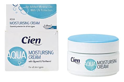 Produktové fotografie: Cien Aqua Moisturising Cream a Cien 24h Moisturising Cream