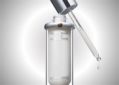 tabuľka porovnávajúca hlavné benefity rôznych produktov z kolekcie La Prairie White Caviar a Skin Caviar