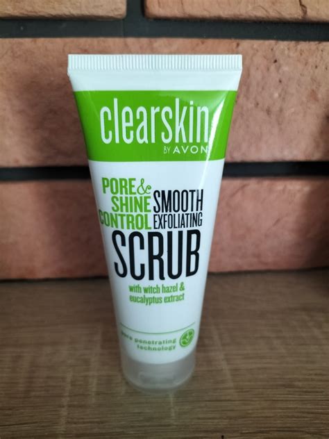 Produktové foto: Avon Clearskin čistiaci peeling s hamamelom a eukalyptom