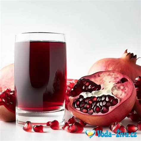 Schéma pôsobenia antioxidantov granátového jablka na pleť a boj proti voľným radikálom