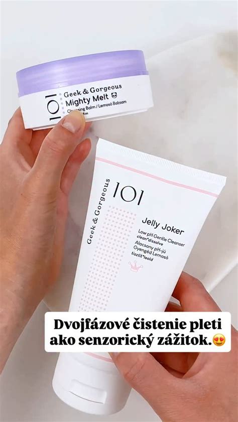 foto produktov pre dvojfázové čistenie aknóznej pleti (odličovač na báze oleja a čistiaci gél)