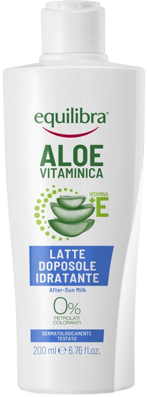 Tematická fotografia: fľaštička s mliekom po opaľovaní a list aloe vera