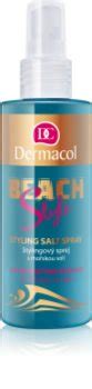 Fotografia modelu s plážovými vlnami a produktom Dermacol Beach Style