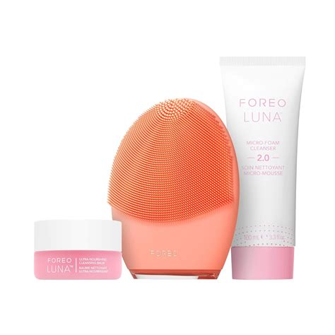 Produktové foto: FOREO LUNA™ Micro-Foam Cleanser 2.0 na pleti