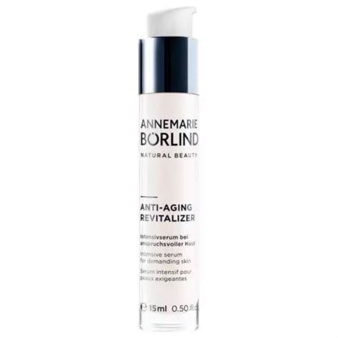 Produktové fotografie rôznych anti-aging krémov pre zrelú pleť
