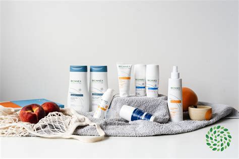Tematické foto: Rôzne liečebné prípravky (šampóny, krémy, masti) na seboroickú dermatitídu