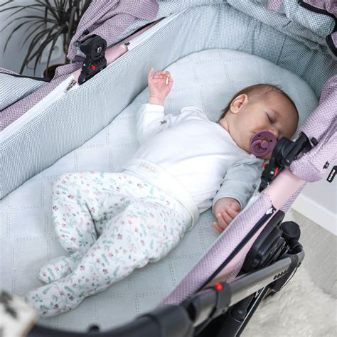 Obrázok detského oblečenia z bavlny a bambusu.