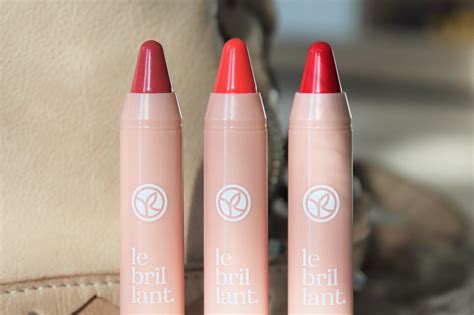 Ukážka rôznych odtieňov Yves Rocher Le Brillant