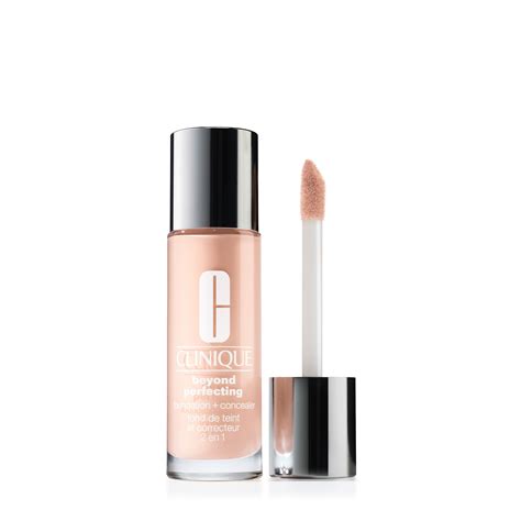 Ilustračné foto balenia produktu Clinique Beyond Perfecting Foundation + Concealer